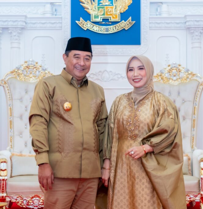 
					enjabat Gubernur Sulsel Bahtiar Baharuddin dan Penjabat Ketua TP PKK Sulsel Sofha Marwah Bahtiar(Pemprov Sulsel)