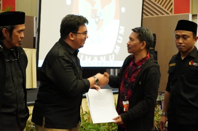 
					KPU Kota Makassar telah melaksanakan Rapat Pleno Terbuka Rekapitulasi dan Penetapan Daftar Pemilih Sementara (DPS) untuk Pemilihan Gubernur dan Wakil Gubernur serta Wali Kota dan Wakil Wali Kota pada Pilkada Serentak 2024 untuk tingkat Kota Makassar, Sabtu (10/08/2024.Di Hotel Claro Makassar.

Dok.ist