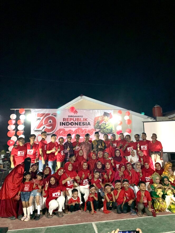 
					Foto Bersama Warga New Taeng Residence sesaat setelah acara HUT Kemerdekaan RI ke 79 Tahun, Jumat (23/08/2024). 

Dok. Pribadi