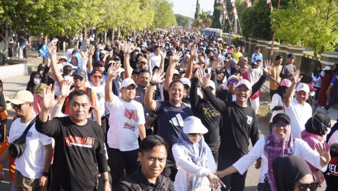 
					Sekitar 20 ribu masyarakat Kabupaten Luwu, Sulsel, mengikuti jalan sehat Anti Mager bareng cagub Andi Sudirman Sulaiman yang dipusatkan di Lapangan Andi Djemma, Belopa, Senin (16/9/2024).

Dok.ist

