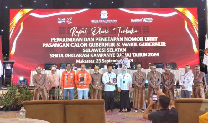 
					Pasangan Moh Ramadan Danny Pomanto dan Azhar Arsyad (DiA) mendapat 1 dalam penetapan nomor urut pasangan Calon Gubernur dan Wakil Gubernur Sulawesi Selatan oleh Komisi Pemilihan Umum (KPU).