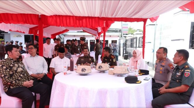 
					Ketua DPRD Bulukumba Sambut Kajati Sulsel: Sinergi Antar Lembaga Diperkuat Lewat Kunjungan Kerja