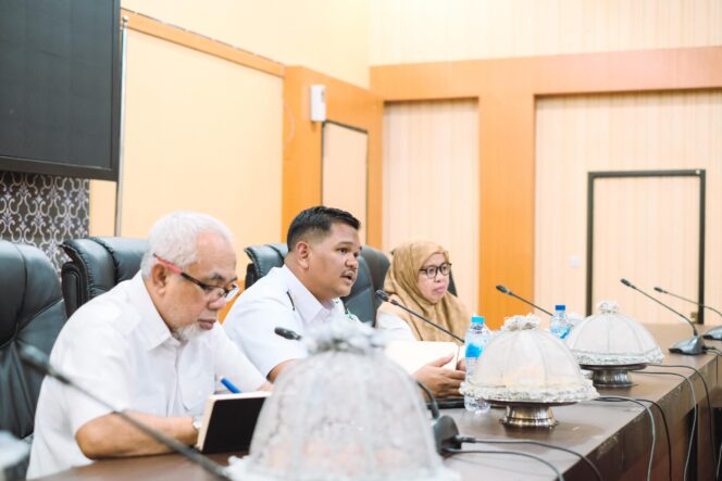 
					Rapat koordinasi bersama Tim Penyuluh Pertanian Kabupaten Bantaeng di Ruang Pola Kantor Bupati. (dok.ist)