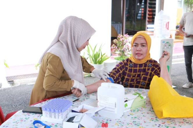 
					Bupati Bulukumba Wajibkan Tes Urine dan Darah bagi Seluruh Petugas Rumah Jabatan