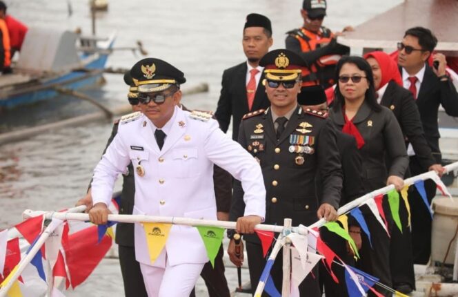 
					Bupati Bantaeng Uji Nurdin Pimpin Parade 80 Perahu Nelayan Meriahkan HUT RI ke-80