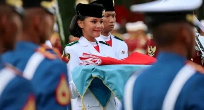 
					Perjuangan Penuh Air Mata, Siswi SMAN 14 Makassar Raih Tugas Terhormat di Istana