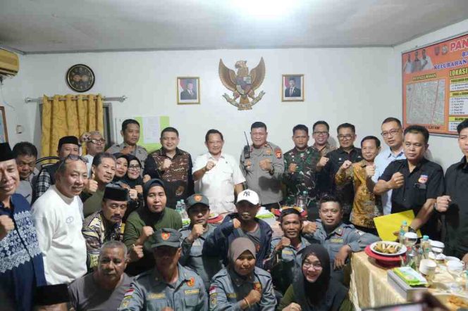 
					Mendagri Apresiasi Siskamling Makassar, Dorong Jadi Role Model Nasional