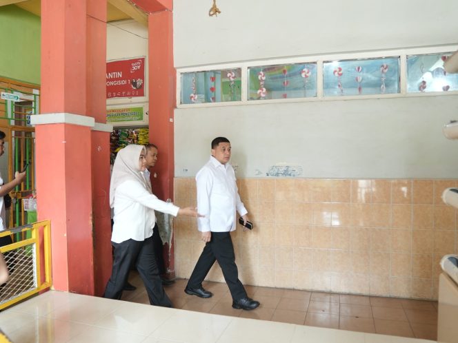 
					Sidak Pagi Wali Kota Appi di SDN Inpres Monginsidi: Pastikan Sekolah Layak, Anak-Anak Makassar Harus Bahagia Belajar!