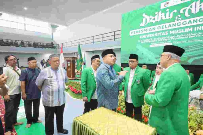 
					Zikir Akbar Warnai Peresmian GOR UMI, Wali Kota Makassar Ajak Kolaborasi untuk Kota Maju