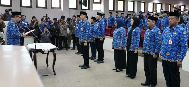 
					KEPALA BAPENDA MAKASSAR HADIRI PENGUKUHAN PAW KORPRI: SINERGI ASN UNTUK PELAYANAN PUBLIK BERKUALITAS