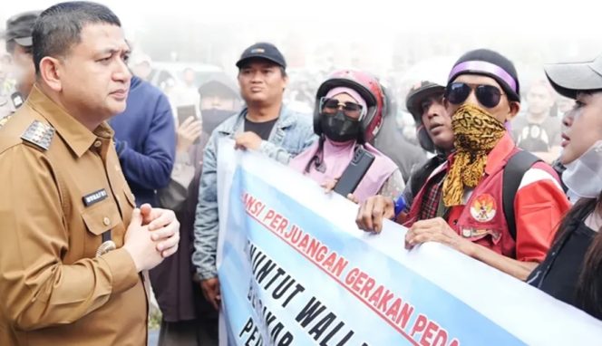 
					Wali Kota Makassar Pastikan Penataan Tanpa Penyingkiran, Pedagang Losari Dapat Lokasi Baru Berjualan