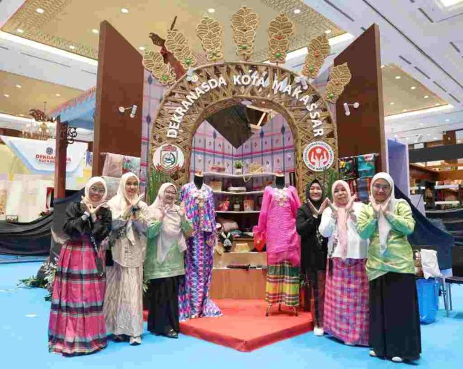 
					Dekranasda Makassar Raup Rp75 Juta di INACRAFT 2025, Produk Kriya Lokal Makin Dilirik Pasar Nasional