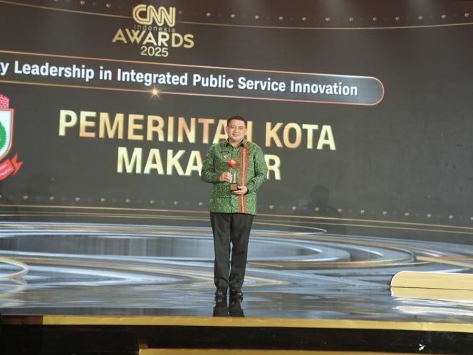 
					Dua Inovasi Unggulan, LONTARA+ dan MCH, Bawa Makassar Berjaya di CNN Indonesia Award 2025