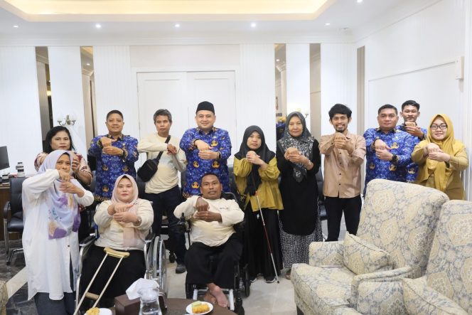 
					Wali Kota Makassar Dukung Penuh Kota Inklusif, Temui Komunitas Disabilitas Jelang HDI 2025