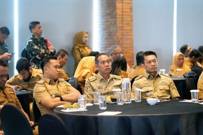 
					Camat Bontoala Hadiri Rapat Monitoring dan Evaluasi Kebijakan Administrasi Pemerintahan 2025