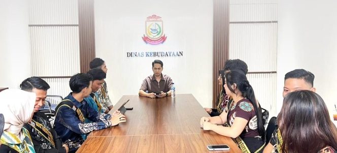 
					Perkuat Peran Generasi Muda, Dinas Kebudayaan Makassar Gelar Rapat Koordinasi Bersama Duta Budaya 2025