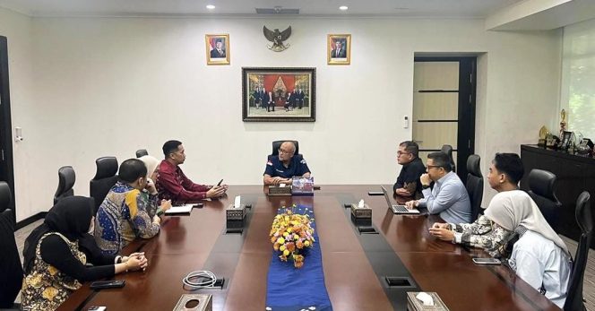 
					Kadis Kebudayaan Makassar Audiensi dengan Bank Indonesia Sulsel, Bahas Sinergi Budaya dan Ekonomi Kreatif