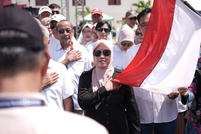 
					Fatma Wahyuddin Resmi Pimpin IKA SMADA 98, Dilantik Langsung Ketua Umum pada Agenda TSN II