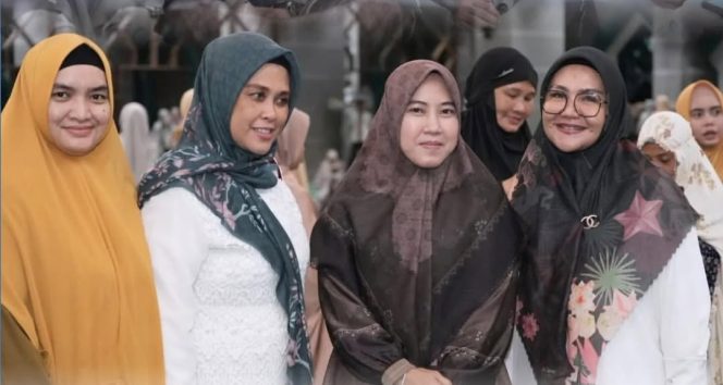 
					Penasihat DWP Kota Makassar Hadiri Peringatan Nuzulul Qur’an Bersama Anak Panti Asuhan dan Dhuafa