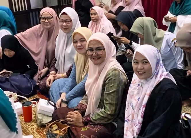 
					DWP Kota Makassar Hadiri Buka Puasa Bersama TP PKK dan Pokja Bunda PAUD