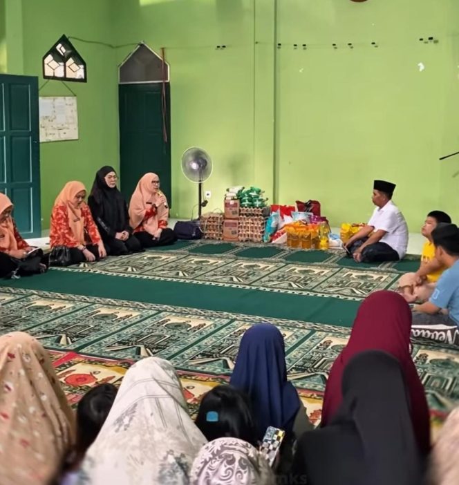 
					Tebar Kepedulian di Bulan Ramadan, DWP Dishub Makassar Anjangsana ke Panti Asuhan Nahdiyat