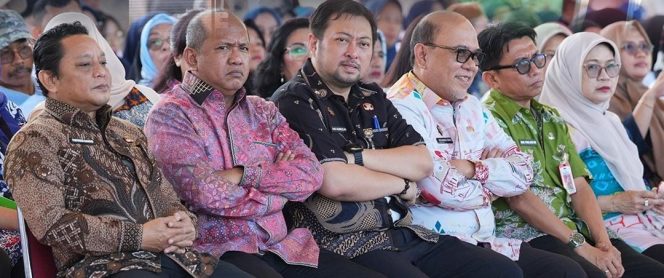 
					Dukung Program Makassar Berjasa, Kepala Bapenda Makassar Hadiri Peluncuran Perlindungan Jaminan Sosial bagi Pekerja Rentan
