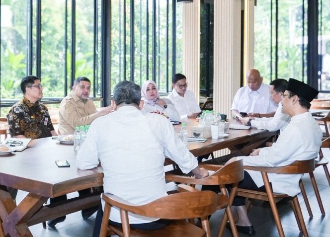 
					Mensos Apresiasi Kinerja Munafri, Makassar Kembali Diproyeksikan Jadi Pilot Project Program Sosial Nasional