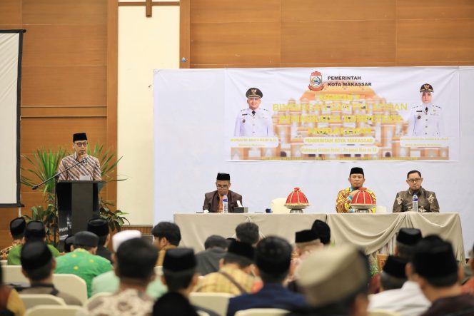 
					Sekda Makassar Tutup Diklat Mubalig dan Imam Kelurahan, Tekankan Peran Strategis Dukung Program Pemerintah
