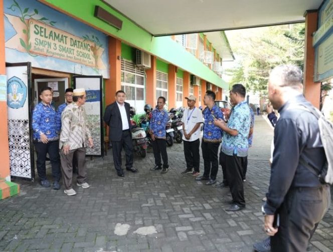 
					Dampingi Wali Kota Tinjau SPMB 2026, Kabid SMP Pastikan Verifikasi Dipercepat dan Transparan