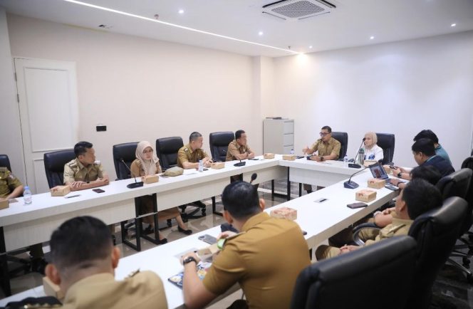 
					Cegah Sampah Berseliweran, Pemkot Makassar Atur Ulang Jadwal Pembuangan Sampah Warga