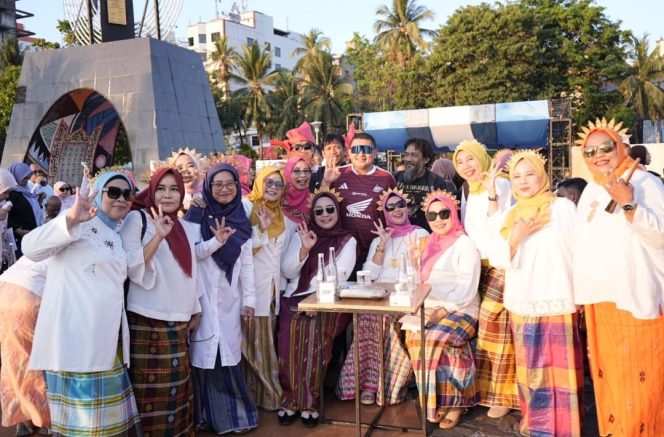 
					Harmony 93 Bawa Energi Nostalgia ke Attayang Sunset, Senja Losari Makin Istimewa