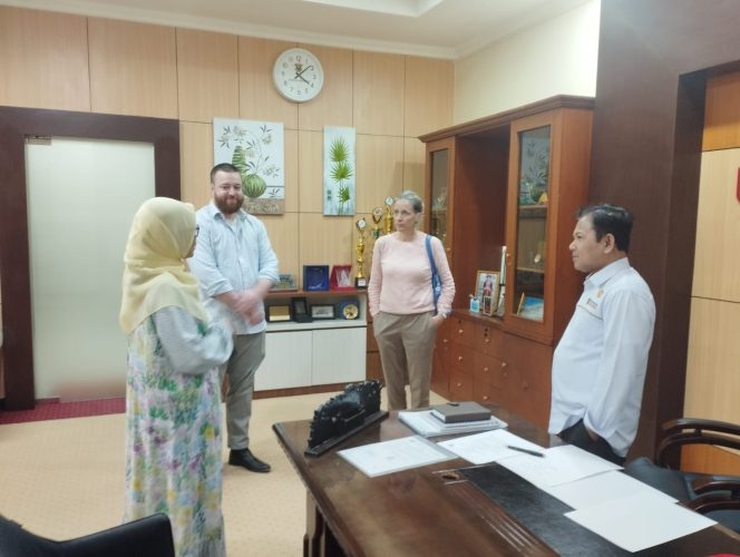 
					Natalie Van Houtte dari University of Antwerp, Belgia, saat berkunjung ke Sekolah Pascasarjana Universitas Hasanuddin (SPs Unhas) untuk memperkuat kolaborasi penelitian dan kompetensi di bidang genetika.(Dok.ist)